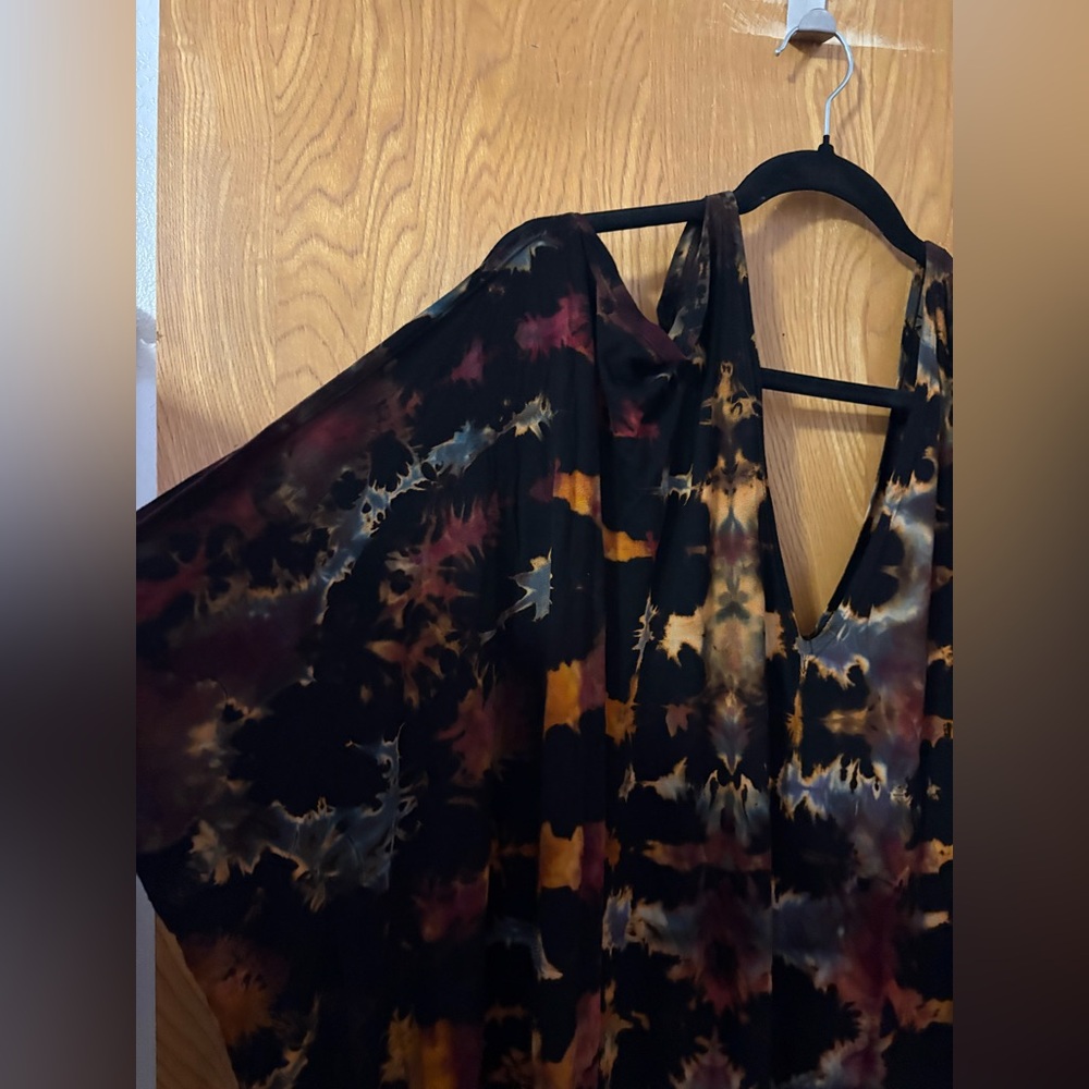 Carauccii Elegant Black and Brown Tie-Dye Dress O/S - Picture 2 of 6